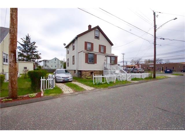 15 Harding Ave, Stratford, CT 06615