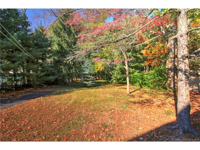 938Stratford Ave, Stratford, CT 06615