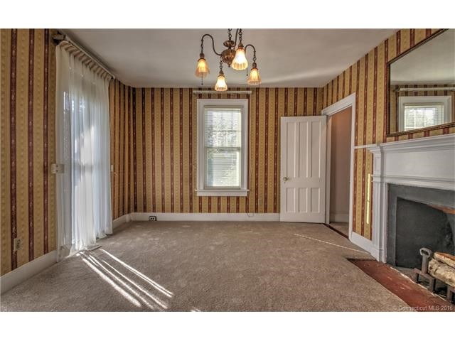 938Stratford Ave, Stratford, CT 06615