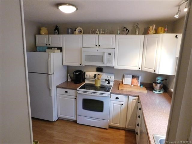 72Ferry Ct #72, Stratford, CT 06615