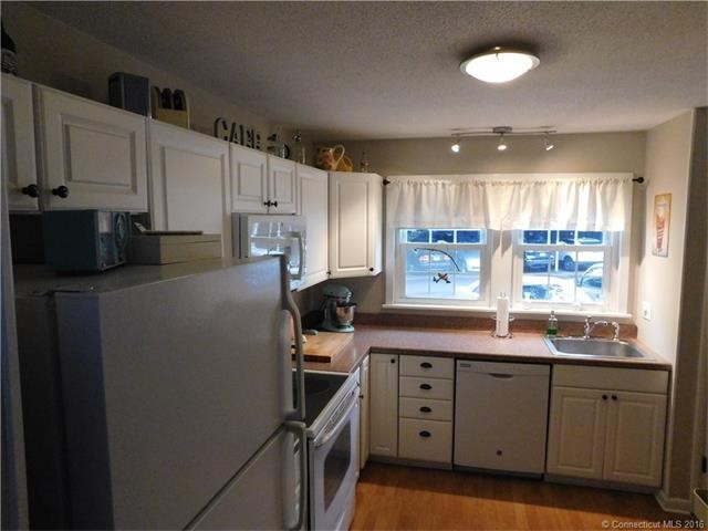 72Ferry Ct #72, Stratford, CT 06615