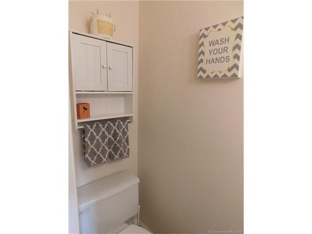 72Ferry Ct #72, Stratford, CT 06615