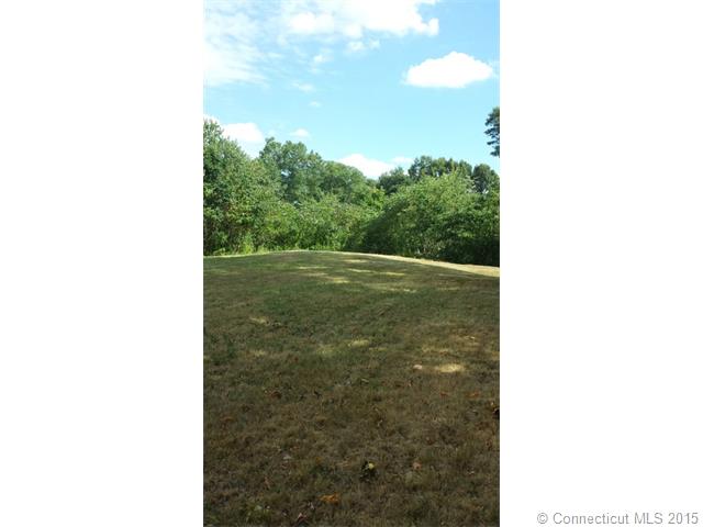 411 Hauser St, Waterbury, CT 06701