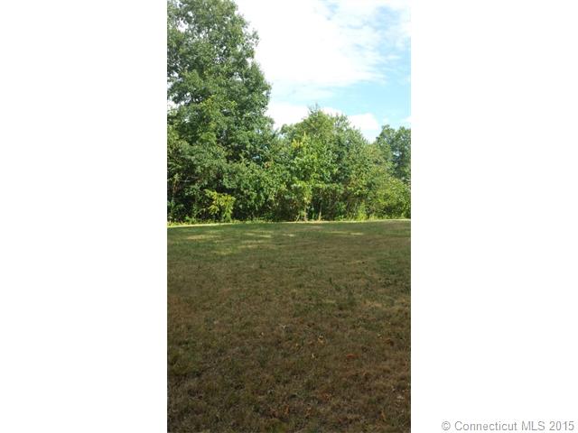 411 Hauser St, Waterbury, CT 06701