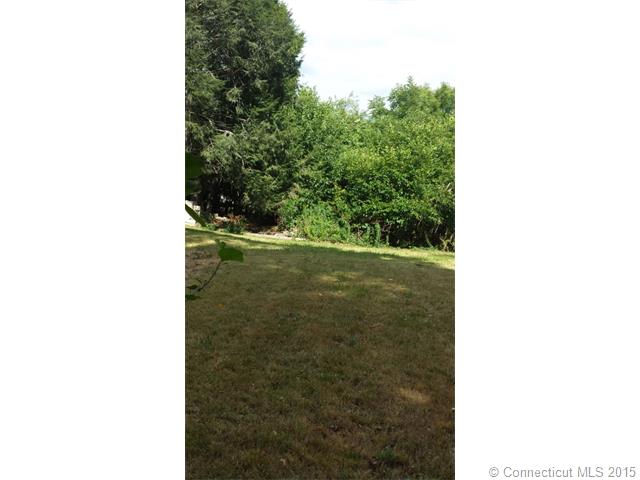 411 Hauser St, Waterbury, CT 06701