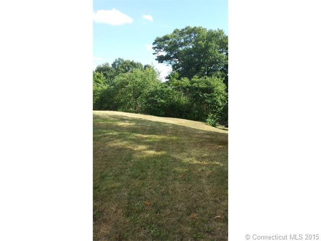 411 Hauser St, Waterbury, CT 06701