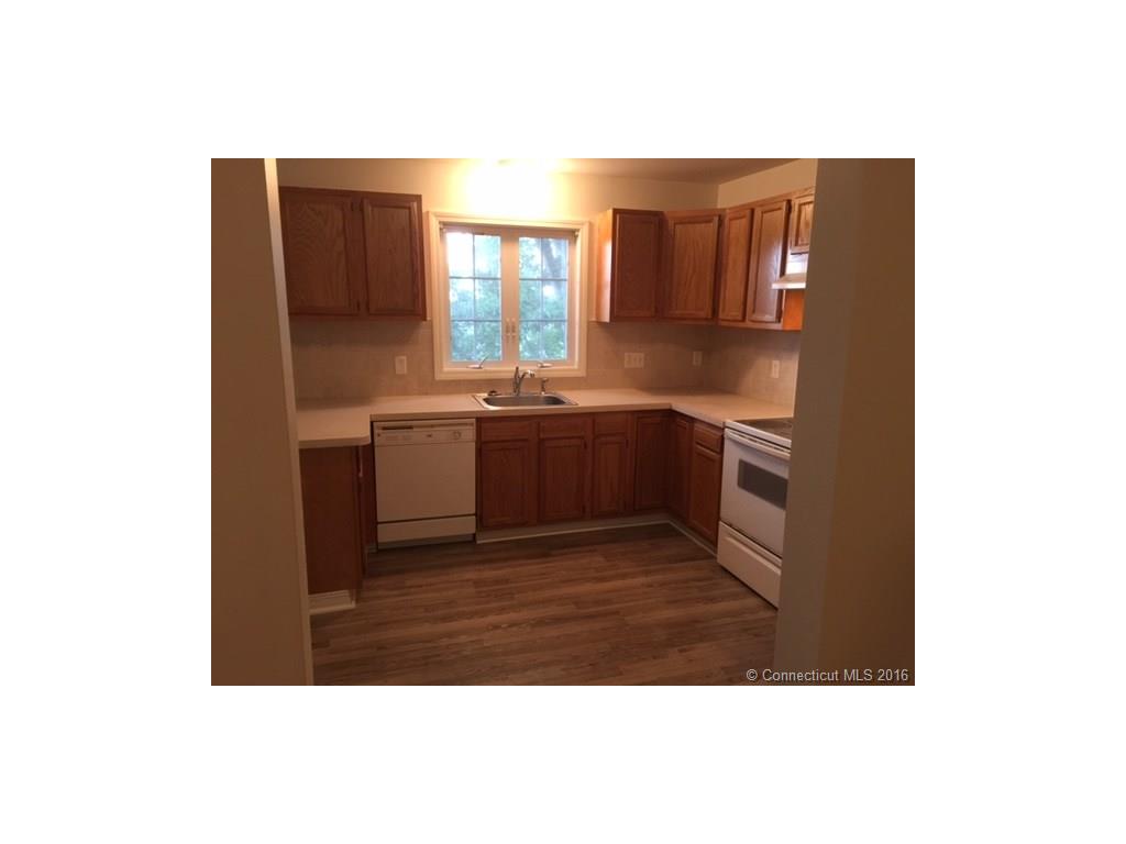 11 Lamont Street, Waterbury, CT 06704