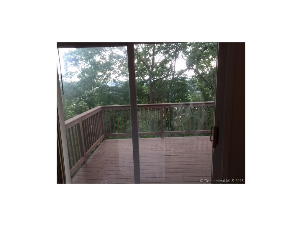 11 Lamont Street, Waterbury, CT 06704