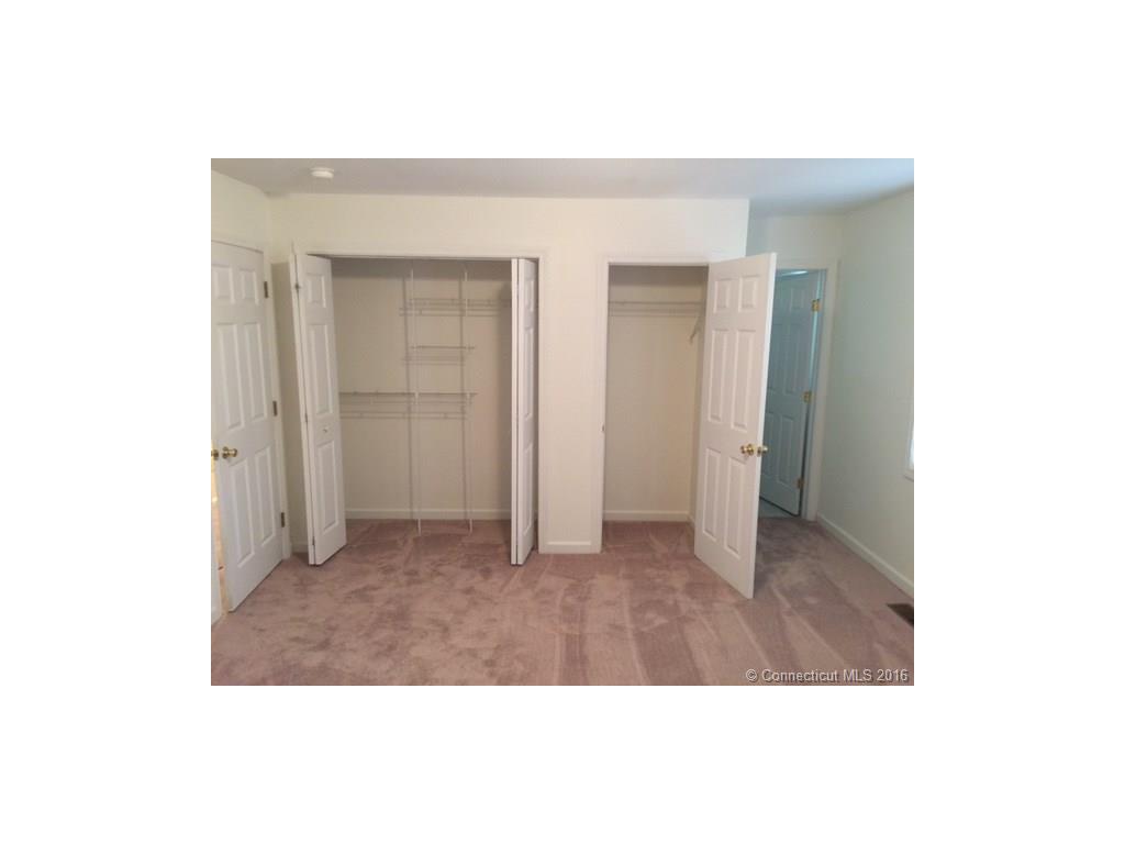 11 Lamont Street, Waterbury, CT 06704