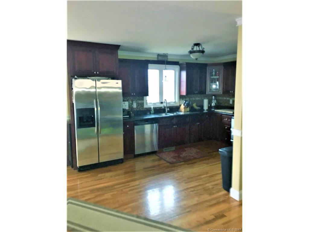 109 Kara Drive, Waterbury, CT 06704