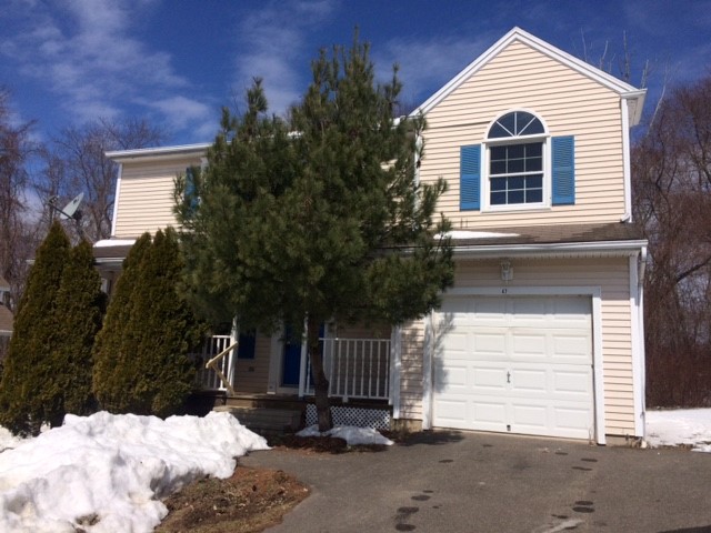 47 Sorrell RdWaterbury, CT, 06704New Haven County