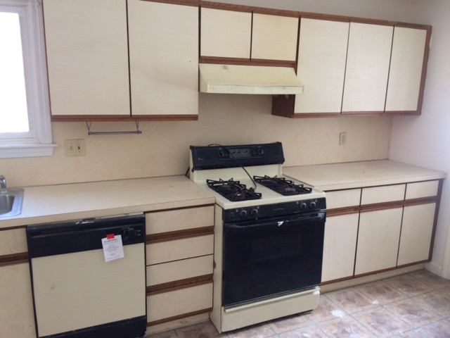 47 Sorrell RdWaterbury, CT, 06704New Haven County
