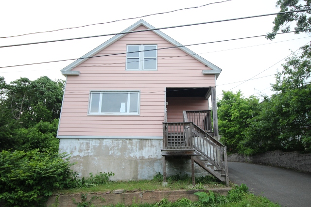 63 Garden Hill CirWaterbury, CT, 06704New Haven County