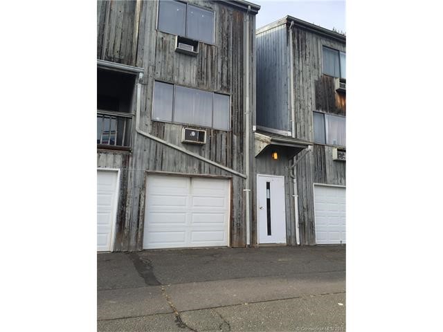 88Wakelee Rd #8, Waterbury, CT 06705