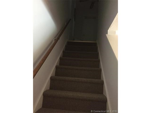 88Wakelee Rd #8, Waterbury, CT 06705