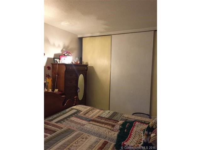 88Wakelee Rd #8, Waterbury, CT 06705