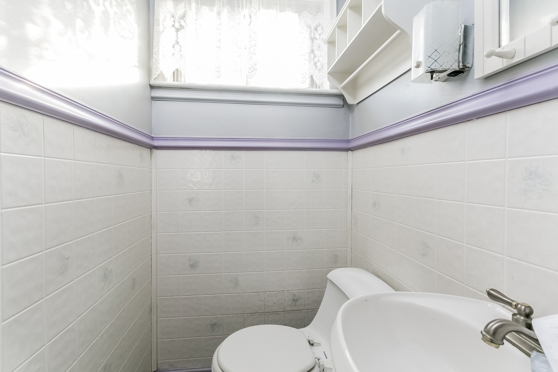 105 Harland Ave, Waterbury, CT 06705