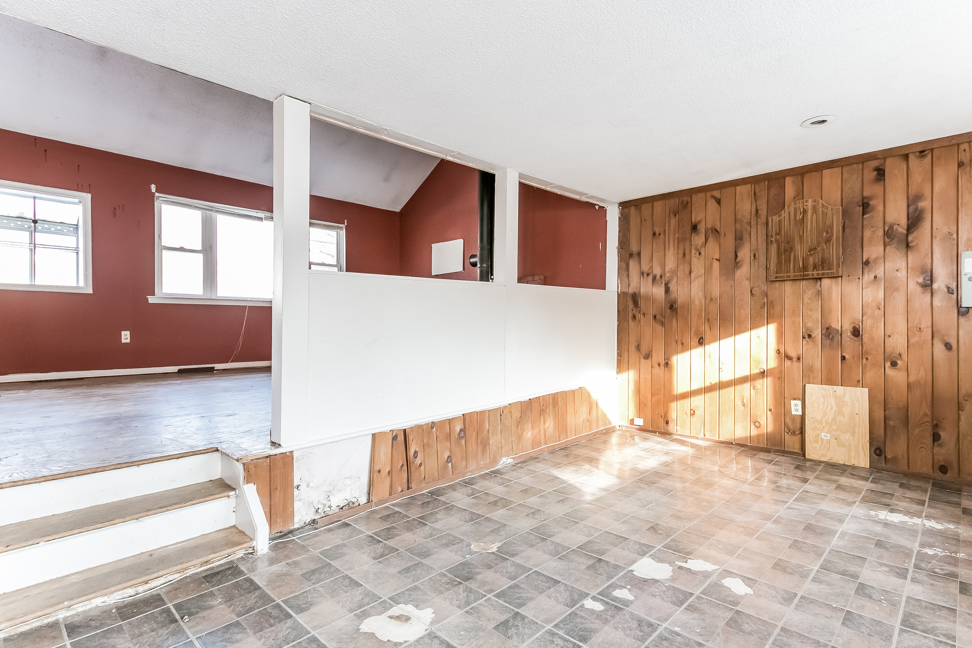 105 Harland Ave, Waterbury, CT 06705