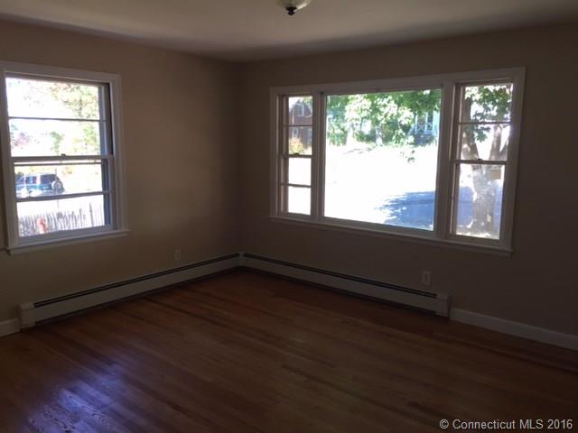 252 Mill Plain Ave, Waterbury, CT 06705