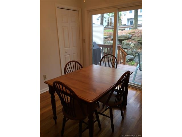 380 Hitchcock Rd, Waterbury, CT 06705