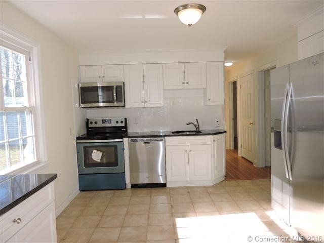 248Alexander Ave, Waterbury, CT 06705