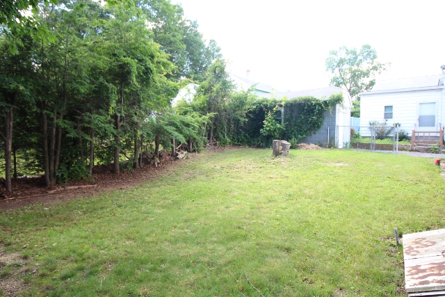 2829 East Main StWaterbury, CT, 06705New Haven County