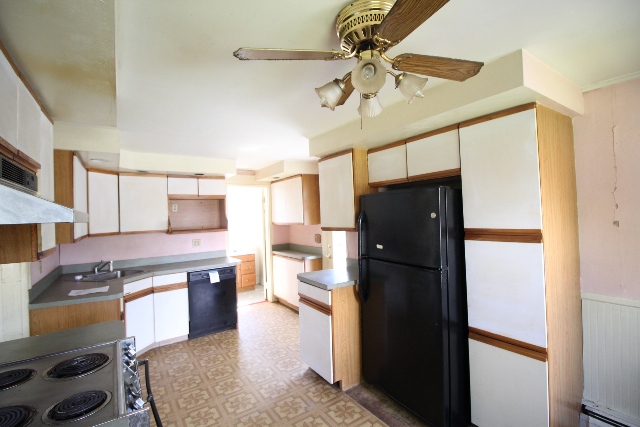2829 East Main StWaterbury, CT, 06705New Haven County