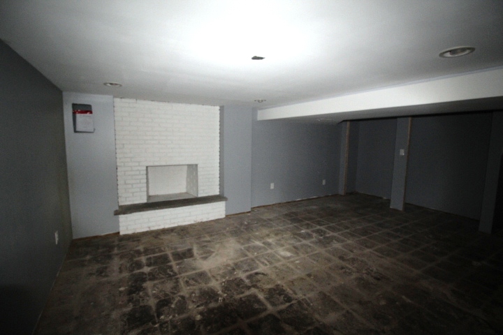 54 Harland AveWaterbury, CT, 06705New Haven County