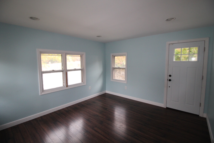 54 Harland AveWaterbury, CT, 06705New Haven County
