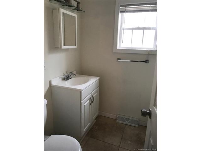 1062 Hamilton Ave, Waterbury, CT 06706