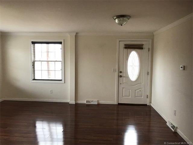1062 Hamilton Ave, Waterbury, CT 06706