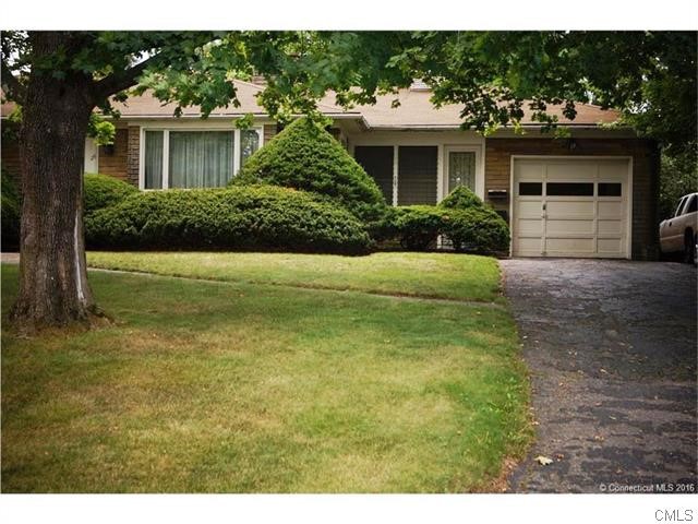 25 Skyline Drive, Waterbury, CT 06706