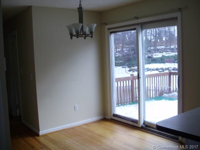 187 Peach Orchard Rd, Waterbury, CT 06706