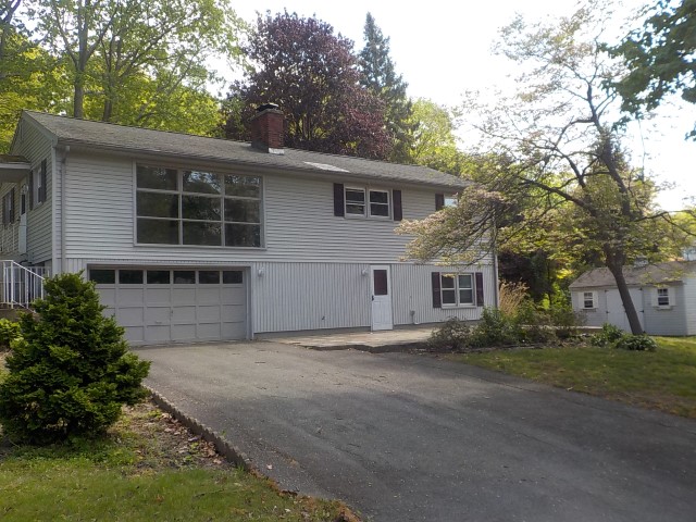 83 Harwood RdWaterbury, CT, 06706New Haven County