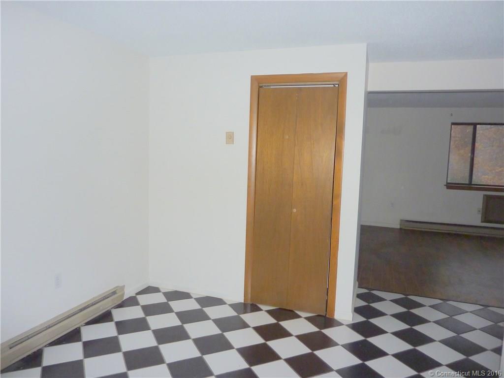 211 Highland Ave, Waterbury, CT 06708