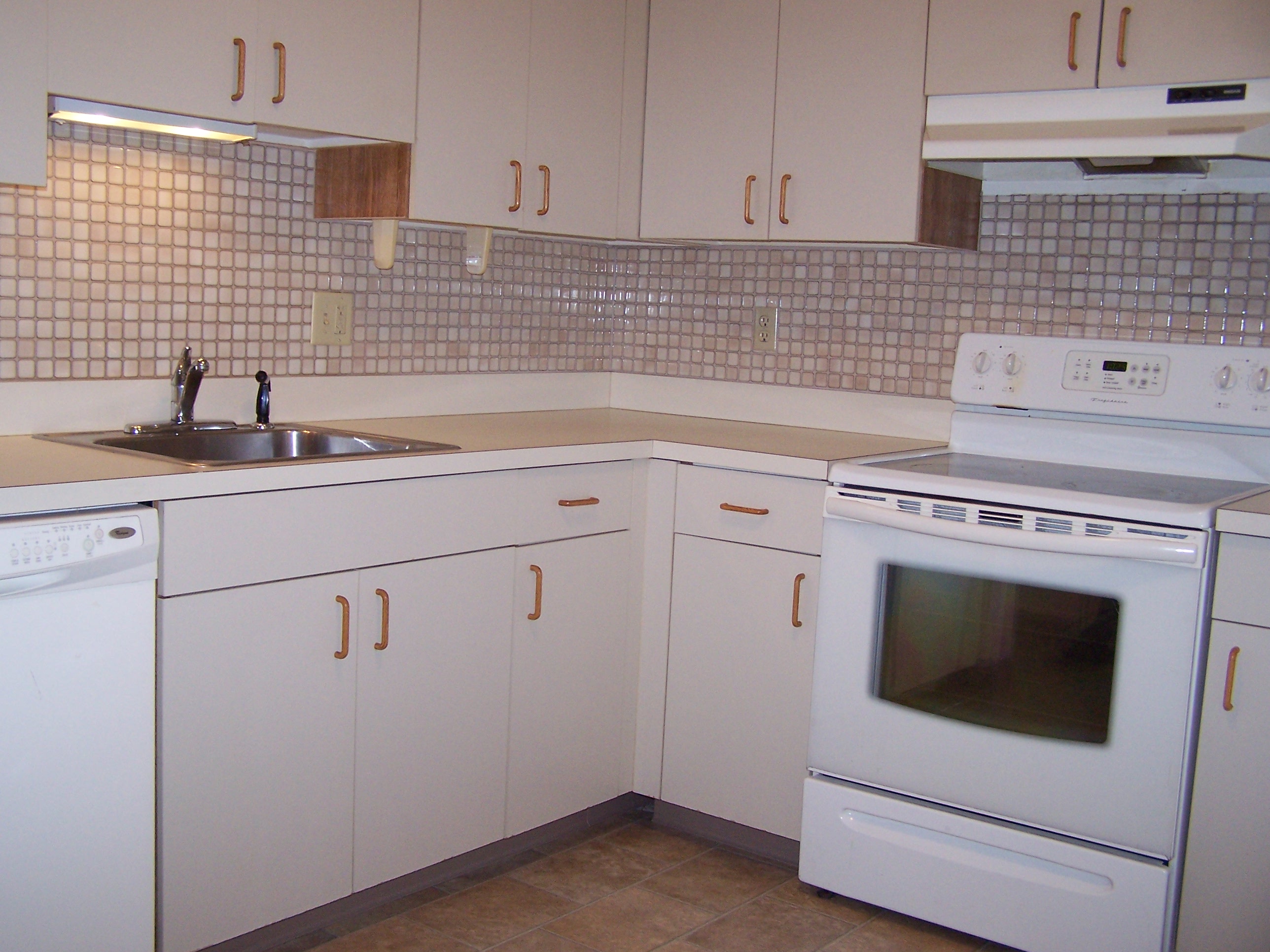 585 Park Rd 2-4, Waterbury, CT 06708
