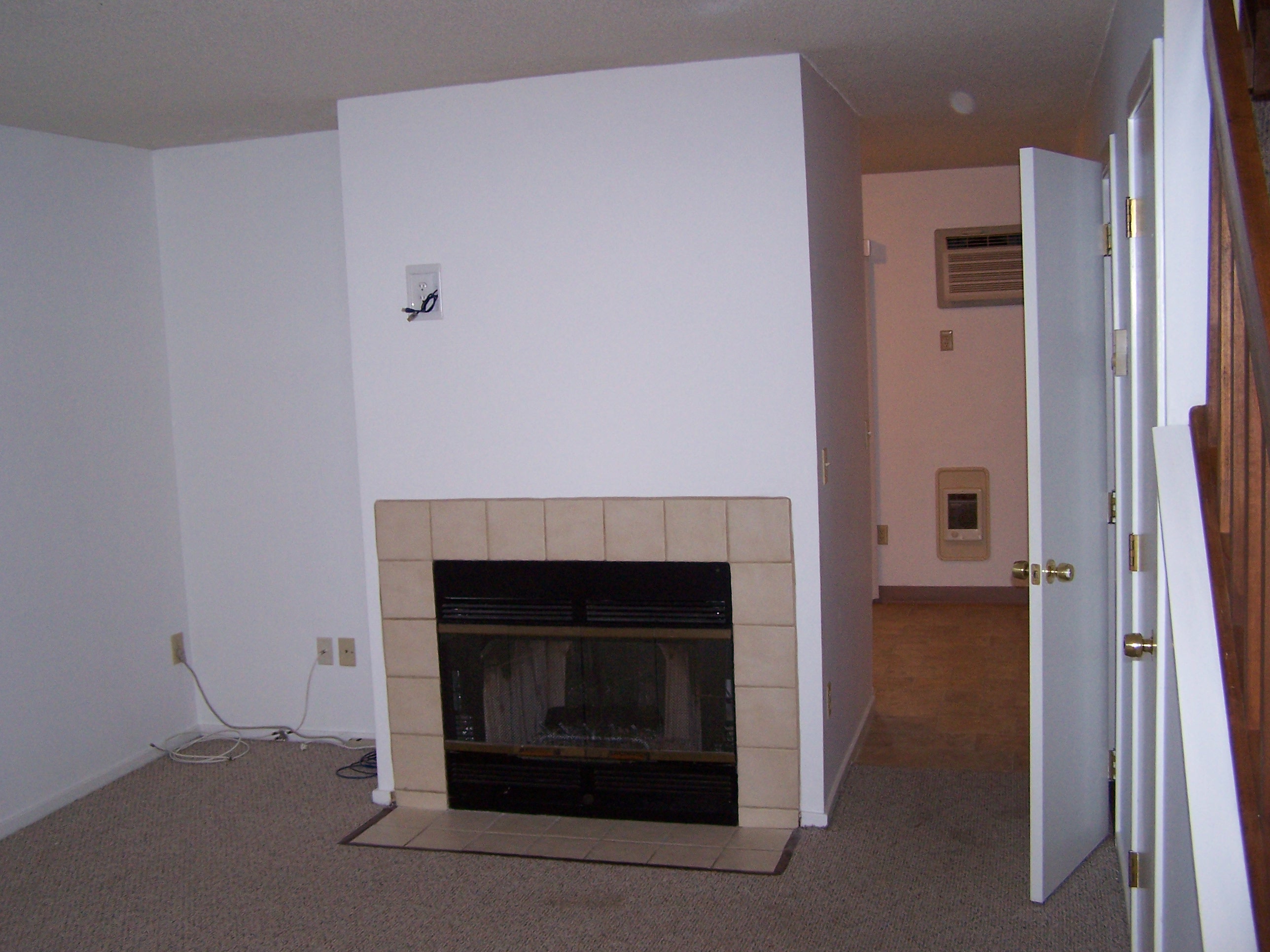 585 Park Rd 2-4, Waterbury, CT 06708