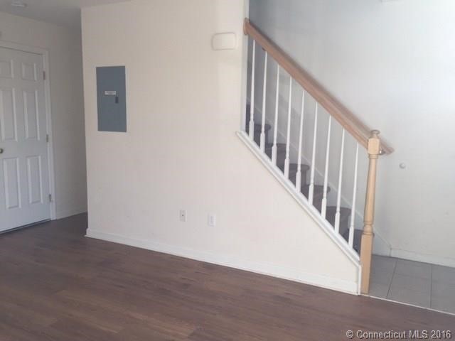 150Mohican Ave. #5, Waterbury, CT 06708