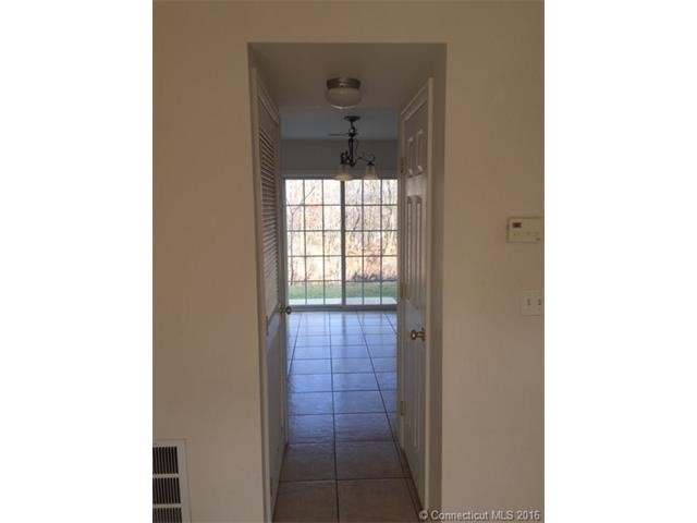150Mohican Ave. #5, Waterbury, CT 06708