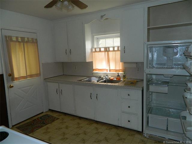 171 Herschel Ave, Waterbury, CT 06708