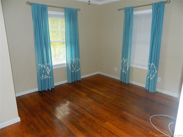 171 Herschel Ave, Waterbury, CT 06708