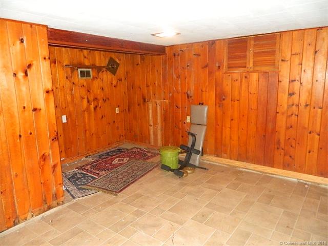 171 Herschel Ave, Waterbury, CT 06708