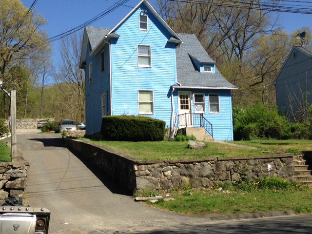 1614 Highland Ave, Waterbury, CT 06708
