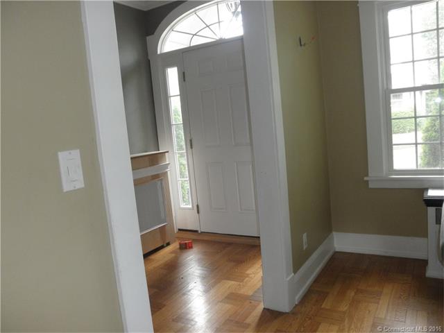 22 Coniston Ave, Waterbury, CT 06708