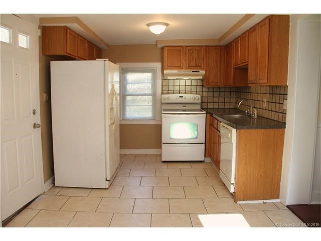 103Whitewood Rd, Waterbury, CT 06708