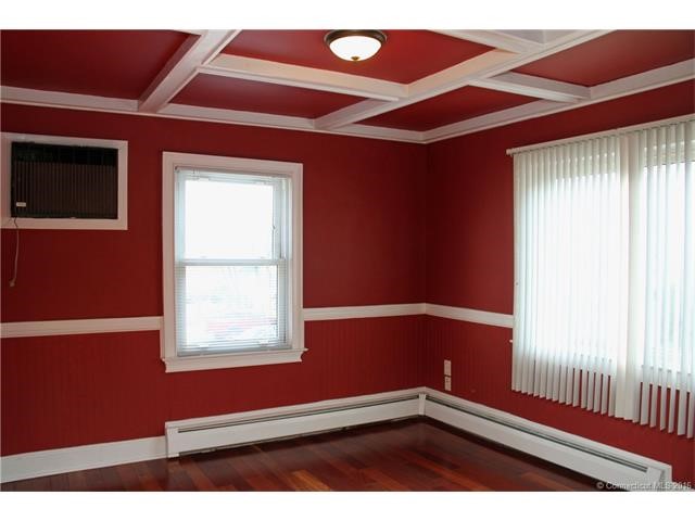 103Whitewood Rd, Waterbury, CT 06708