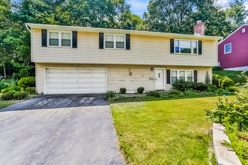 259 Ardsley Rd, Waterbury, CT 06708