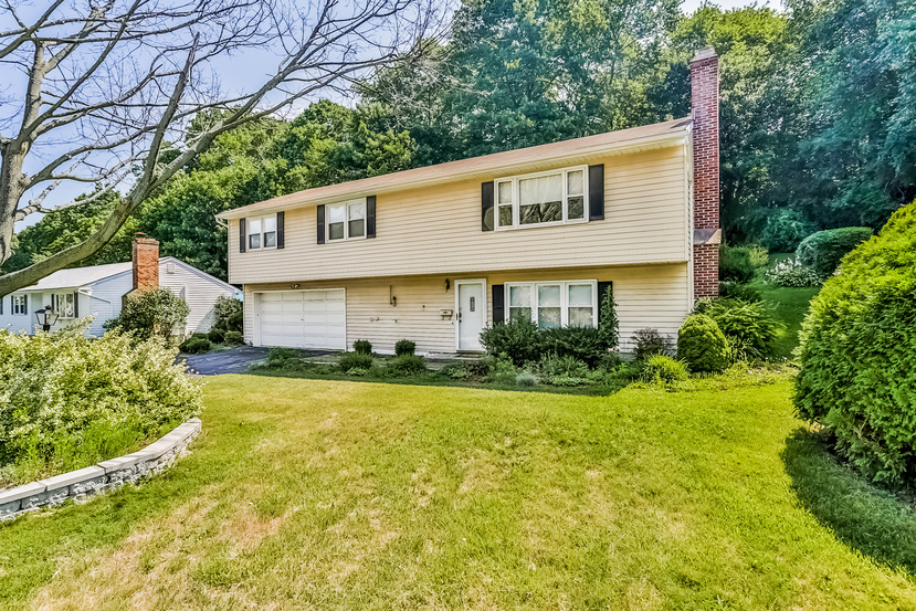 259 Ardsley Rd, Waterbury, CT 06708