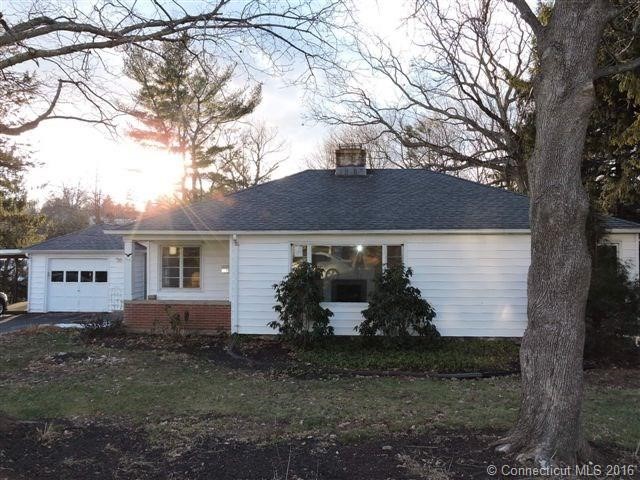 110Hewey St, Waterbury, CT 06708