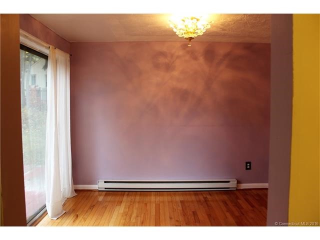 17Delaware Ave, Waterbury, CT 06708